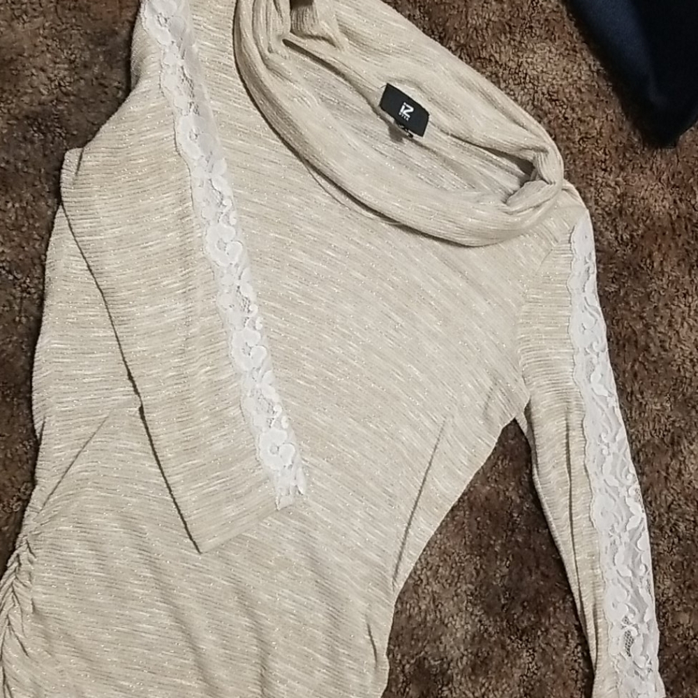 Long sleeve